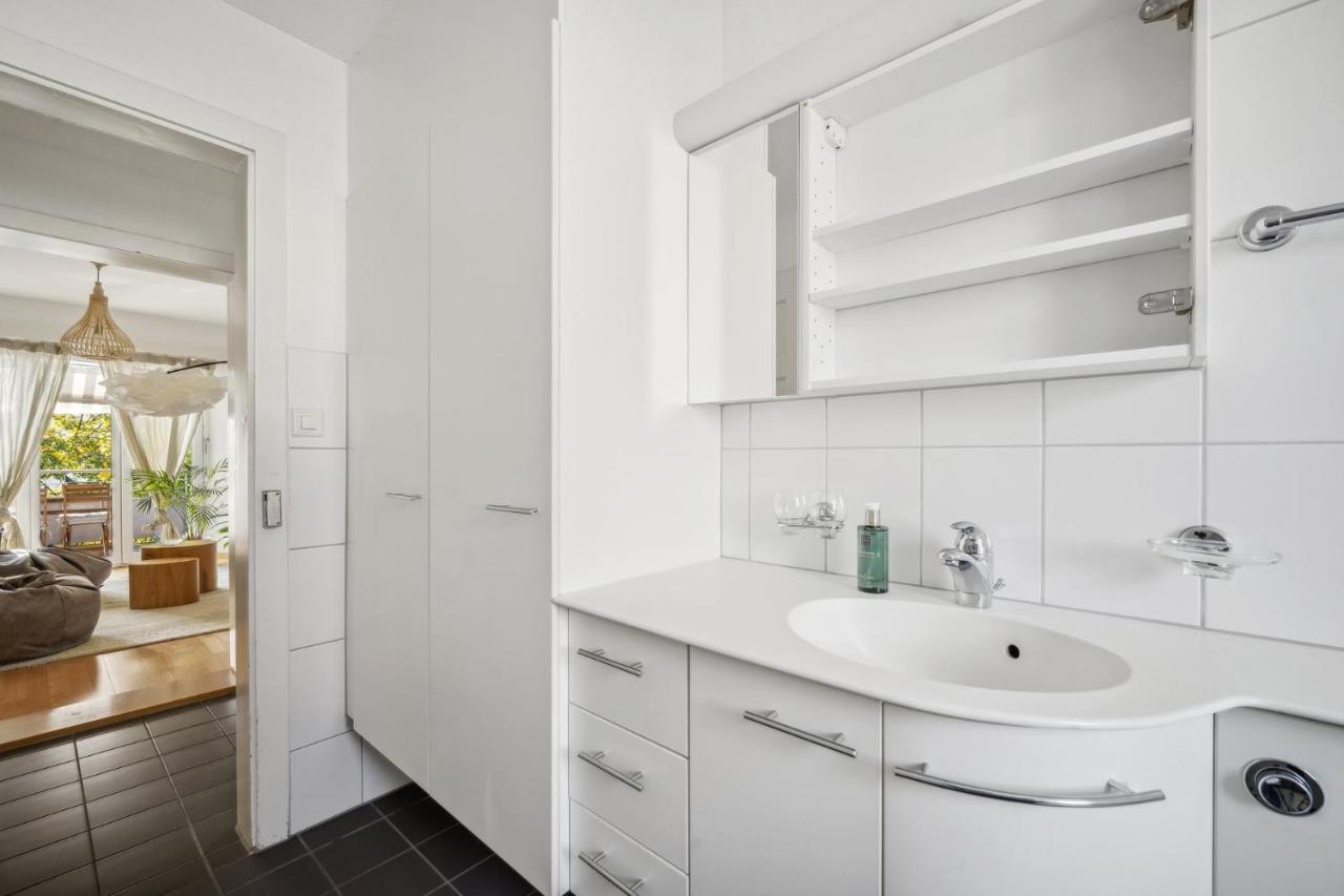 Comfortable Stay In Oerlikon 20 Minutes Away From Zurich Airport Exterior foto